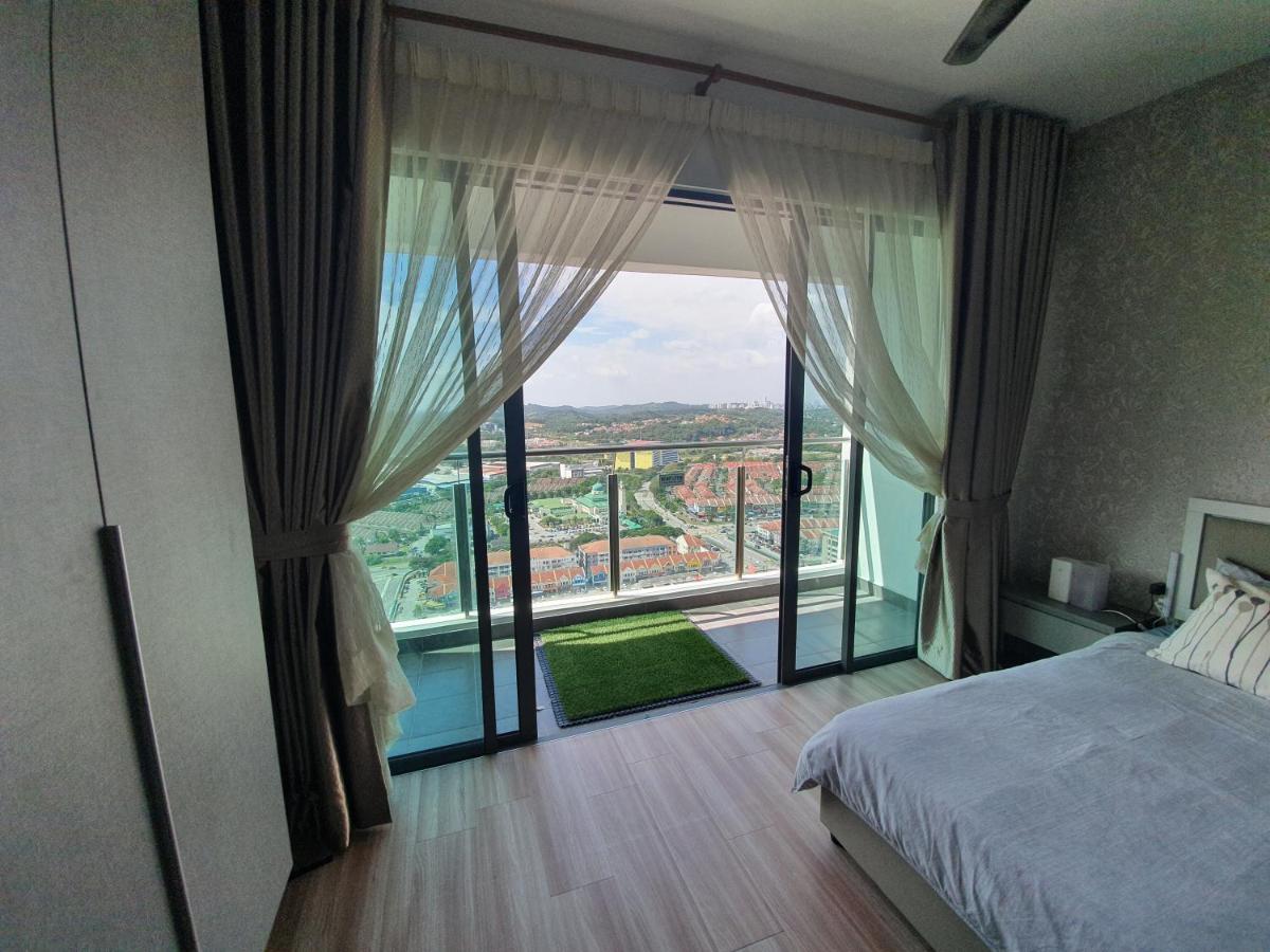 Mhb 30 Sulte Evo Soho Bandar Baru Bangi Free Netflix And Wifi Apartamento Exterior foto